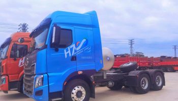 敏銳捕捉商機，高效跟進(jìn)客戶——商用車與物流事業(yè)部喜獲10臺540馬力LNG牽引車訂單