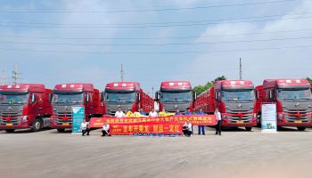 玉柴物流集團百色機電公司15臺東風(fēng)柳汽乘龍牽引車交車儀式圓滿成功